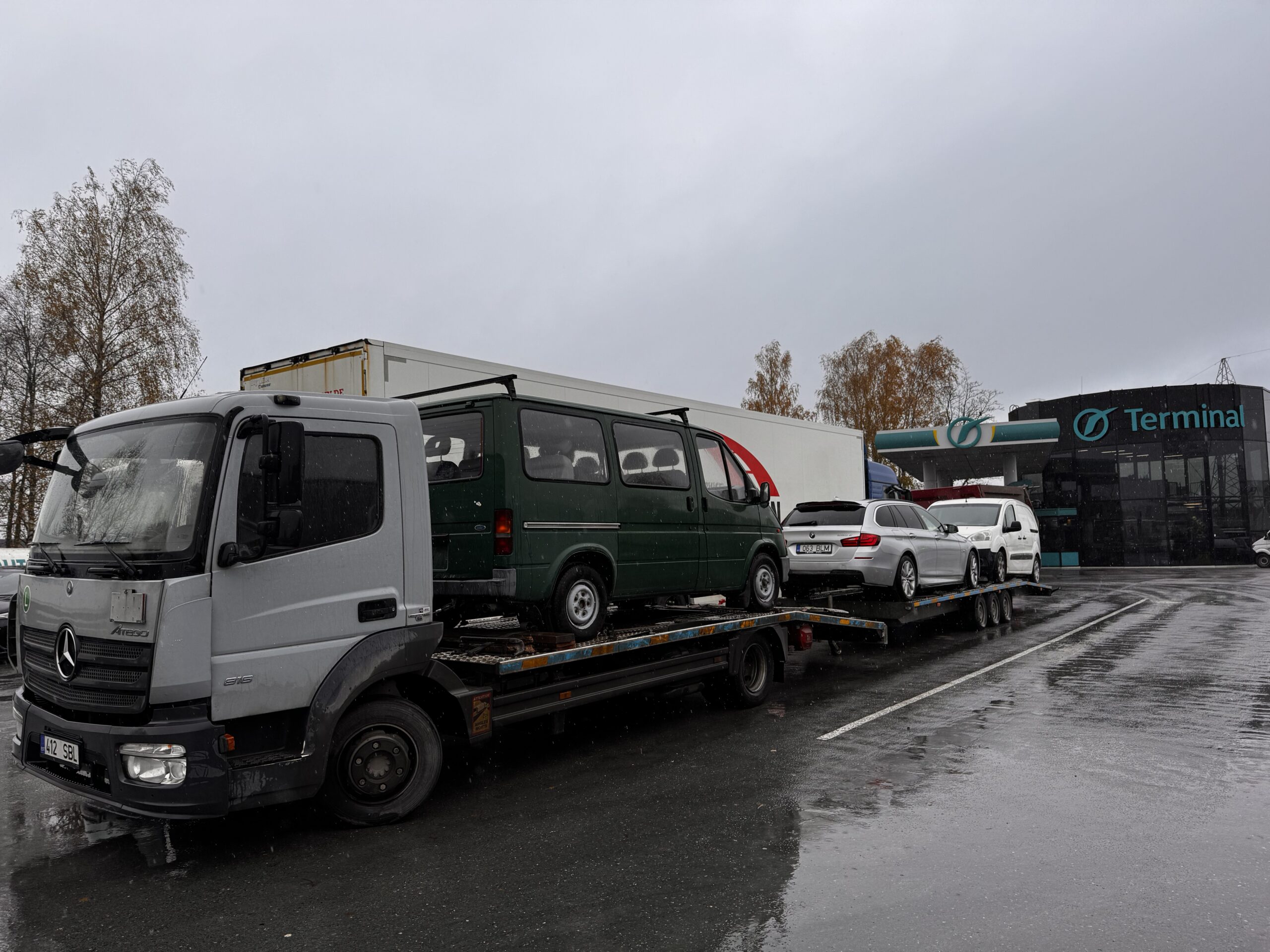 Sõidukite transport Tallinnast Tartusse